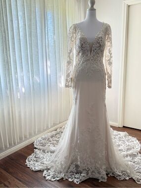 poshmark wedding dresses Ball Gown Amazon Ivory Oleg Cassini Dresses New With Tags Ivory Dress Classic Bridal Silhouette Poshmark Reformation Mary Tank Dress